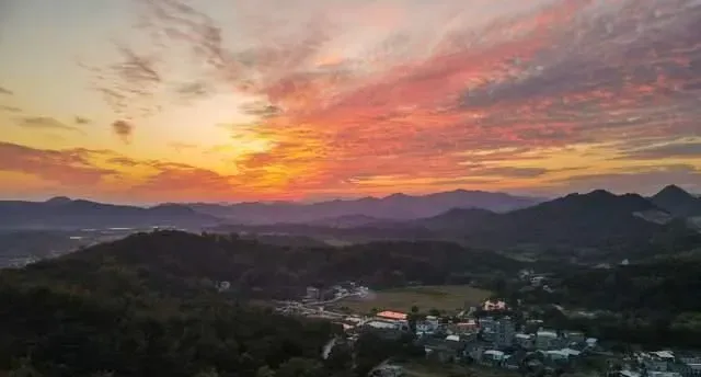 冬游潮安，石谷溪边围炉煮茶，乡村晚霞景观美