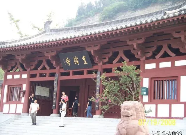 一路走来：广元剑门武则天，豆腐凉面皇泽寺