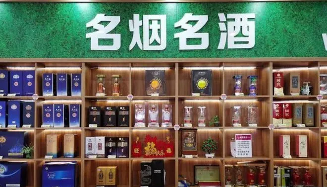 半天不见一个客人的烟酒店，为啥还能赚钱？老板道出其中3个原因