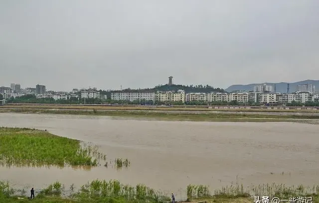 剑门蜀道文化风景区之三：皇泽寺与凤