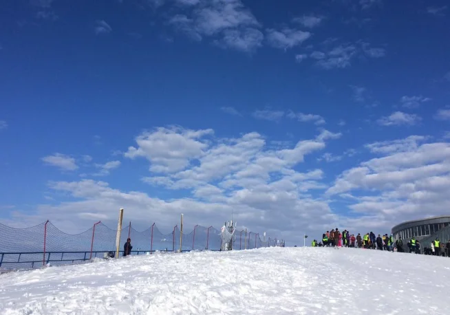 南京有滑雪场地吗