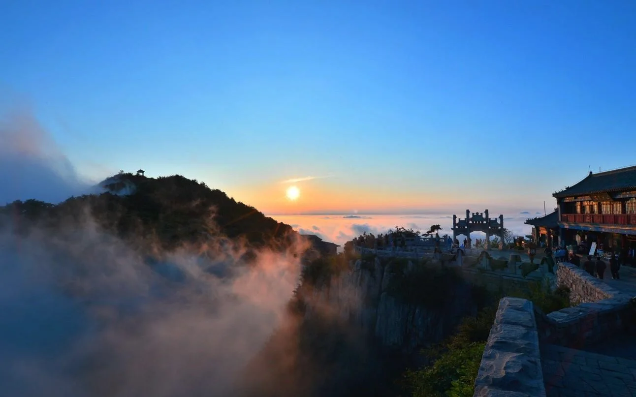 泰山能夜爬吗