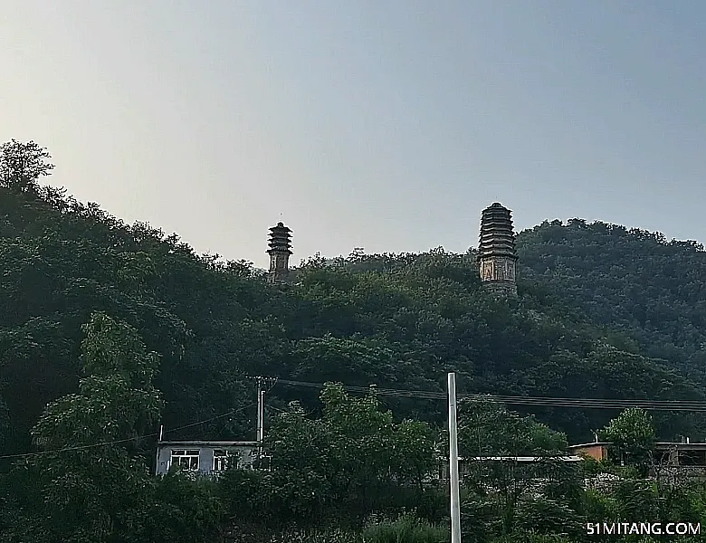 葫芦岛景点:妙峰寺双塔