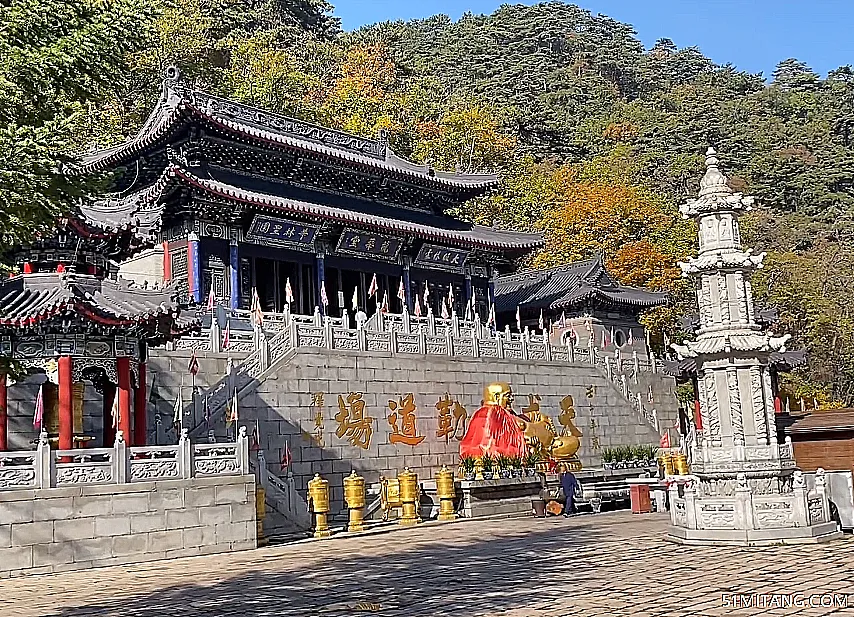 鞍山景点:千山大佛寺