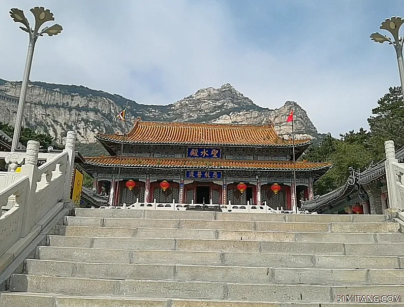 锦州景点:青岩寺歪脖老母