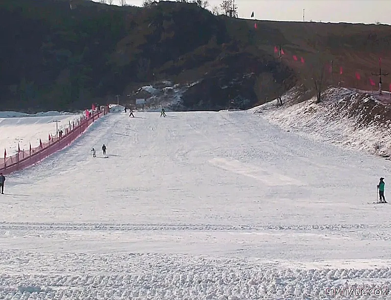 天津旅游景点:盘山滑雪场