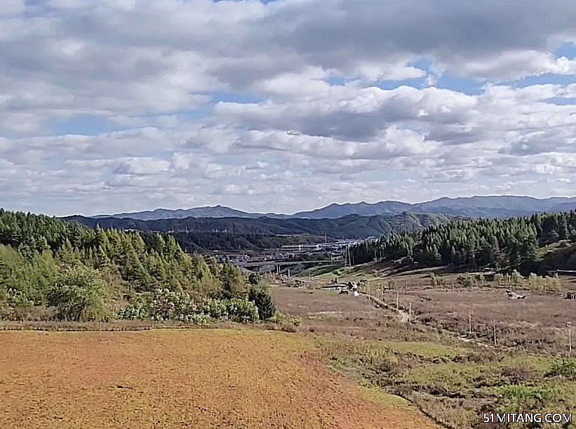 抚顺景点:岗山花海