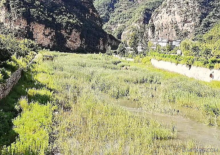 天津旅游景点:百果山庄