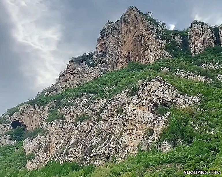 朝阳景点:鸽子洞旧石器文化遗址