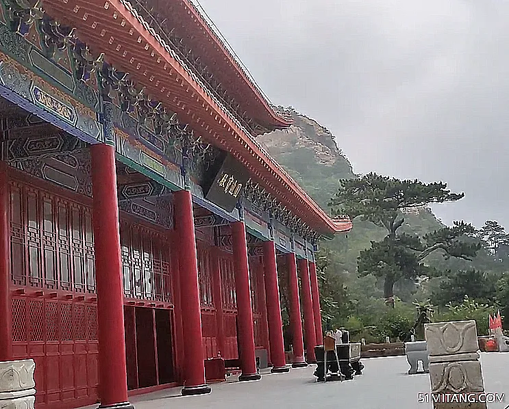 锦州景点:大芦花圆通宝殿