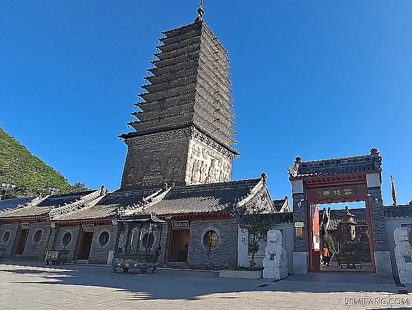 朝阳景点:凤凰山云接寺