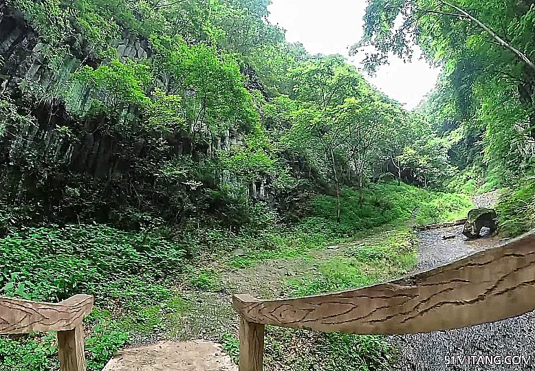 丹东景点:黄椅山小峡谷