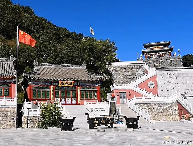 铁岭景点:九鼎龙泉寺