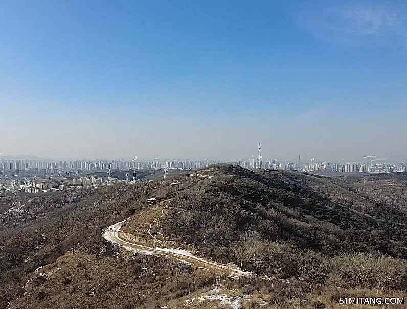 鞍山景点:小孤山古人类洞穴遗址