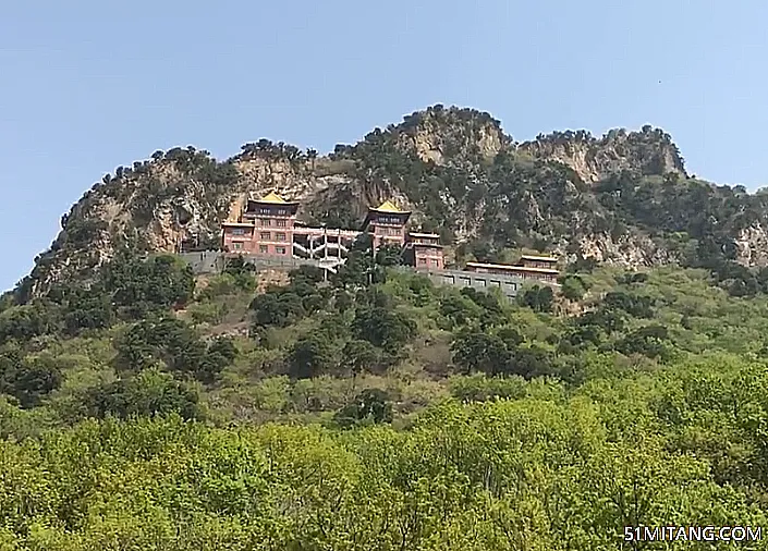 朝阳景点:龙凤山天台寺