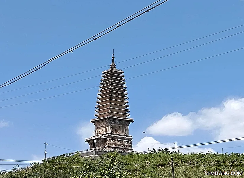 朝阳景点:青峰塔