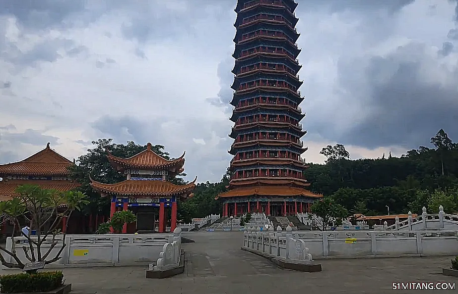 海南旅游景点:金寺