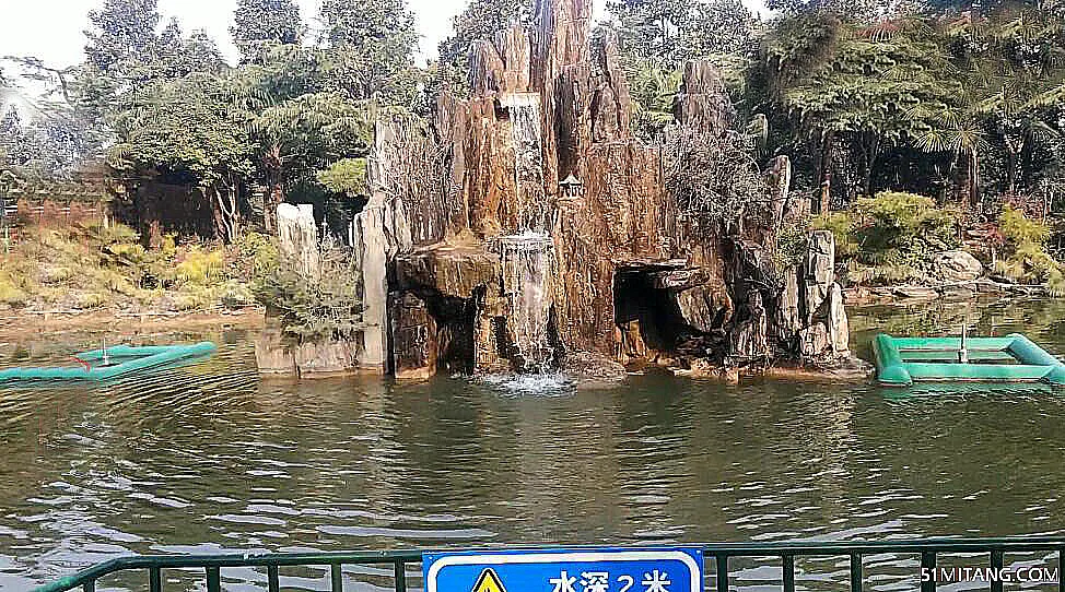 南阳景点:卢园风景区