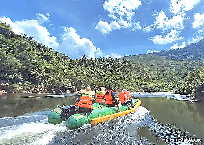 海南旅游景点:万泉河漂流