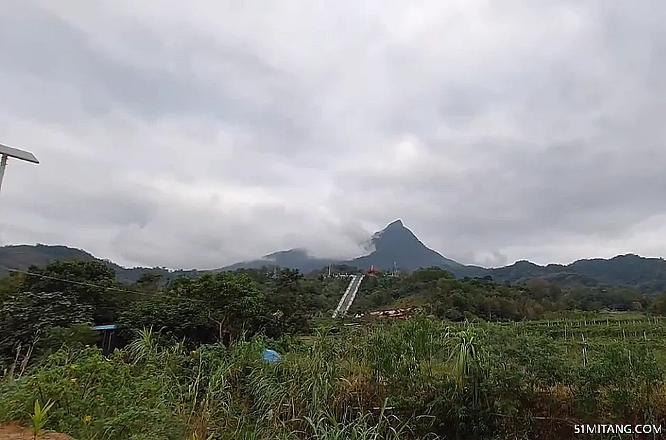 北京旅游景点:五指山汽车露营基地