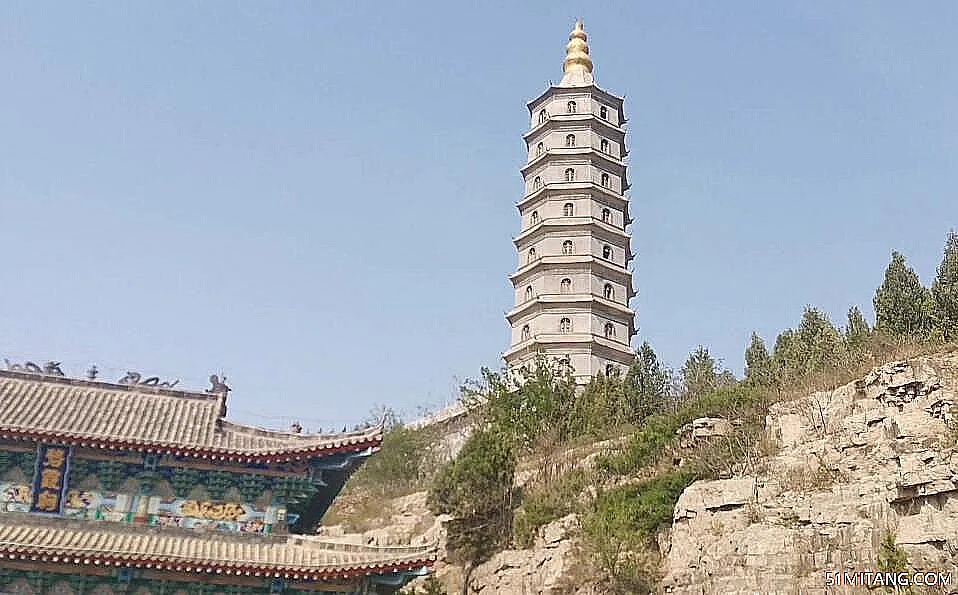 菏泽景点:金山风景区