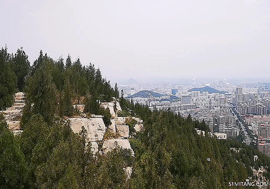 济南景点:回龙山