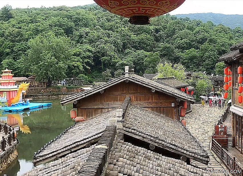 镇江景点:宝华山千华古村