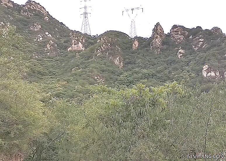 北京旅游景点:长陵镇双龙山森林公