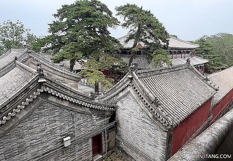 北京旅游景点:戒台寺戒坛大殿