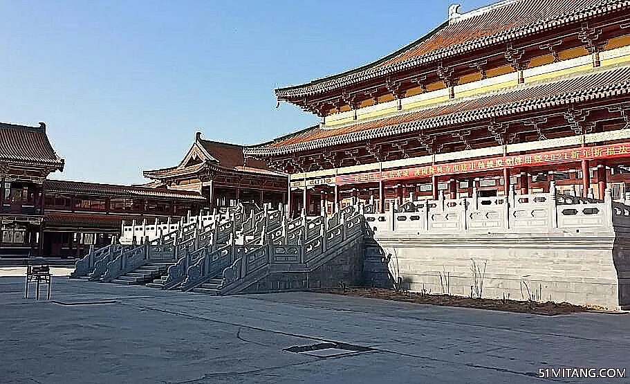 聊城景点:护国隆兴寺