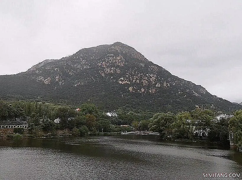 泰安景点:泰山彩石溪