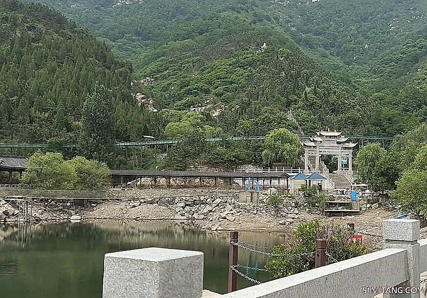 济南景点:水帘峡风景区