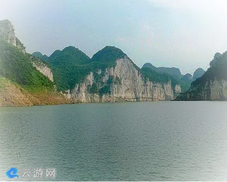 天台山·斯拉河风景区