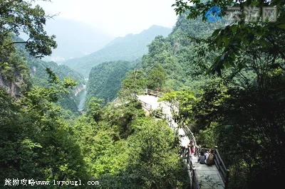 房县神农峡岩屋沟景区