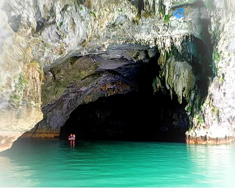 巴马水波天窗景区（百鸟岩）