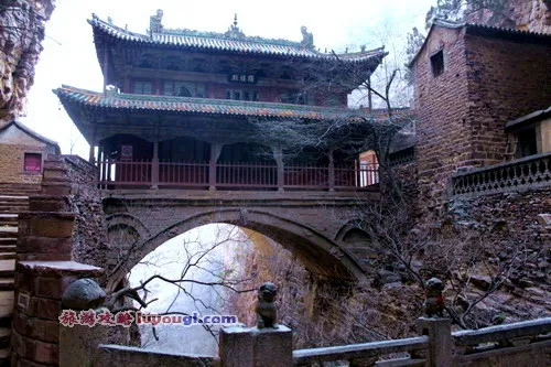 苍岩山福庆寺桥楼殿