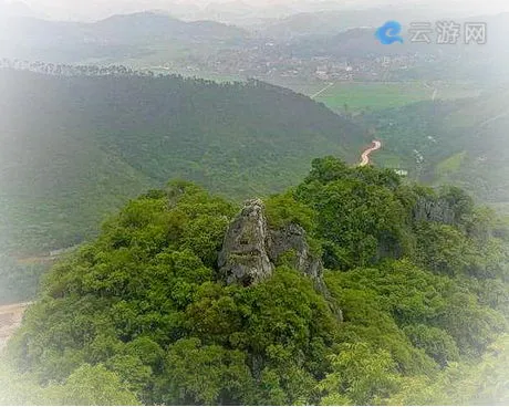 玉林鹿峰山风景区