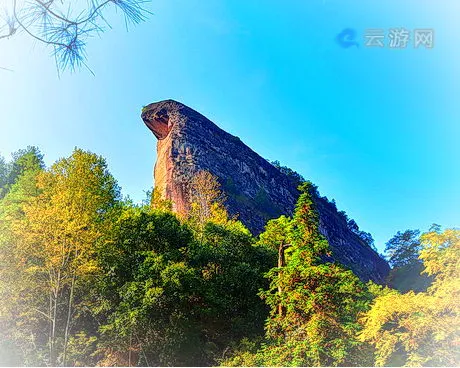 武夷山鹰嘴岩