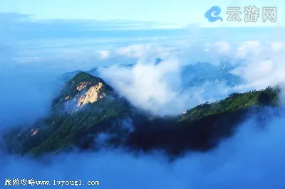 罗田薄刀峰风景区