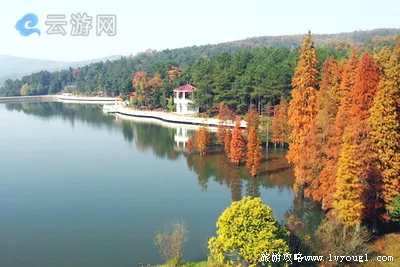 九真山景区连理湖