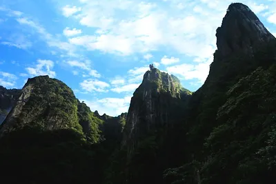 羊狮慕蝙蝠峰