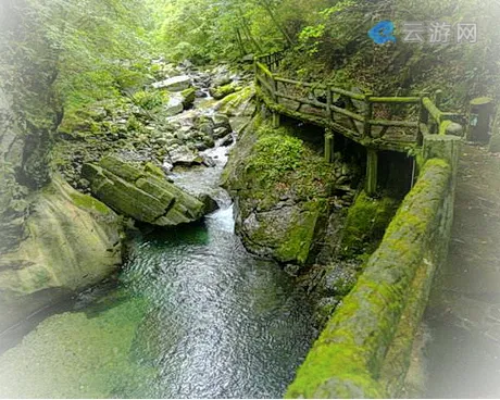 宜昌五峰后河景区