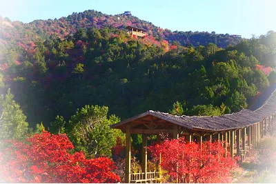 灵石石膏山景区