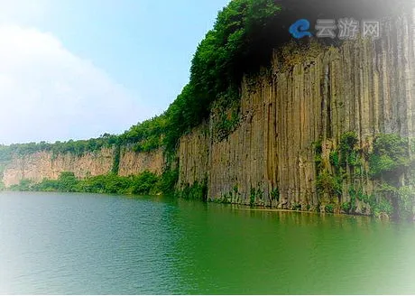 宽甸黄椅山火山森林公园