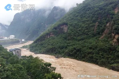 宜昌朝天吼漂流