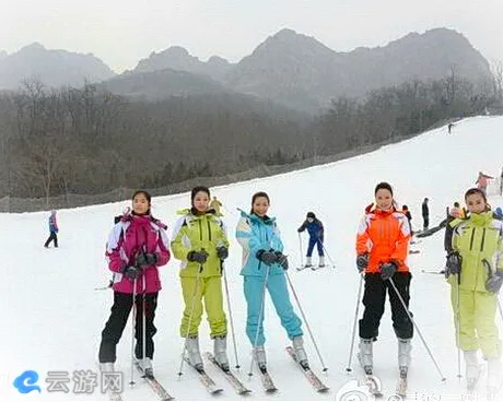 青岛黄岛区灵珠山滑雪场