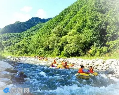 宁陕秦岭峡谷漂流景区