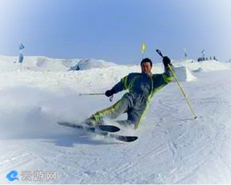 克拉玛依油田那仁王滑雪场