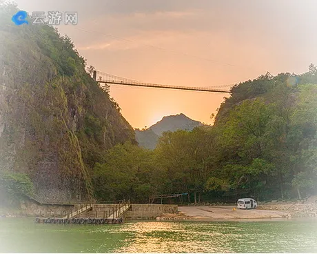 青田石门洞景区