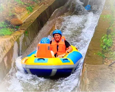 博罗雷公峡漂流景区